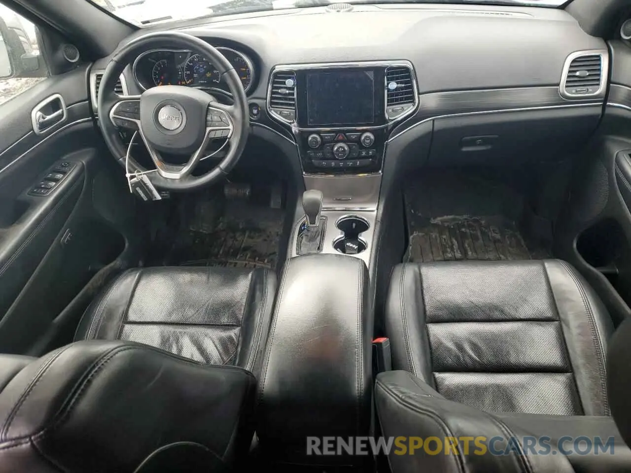 8 Photograph of a damaged car 1C4RJFBG5KC740274 JEEP GRAND CHER 2019