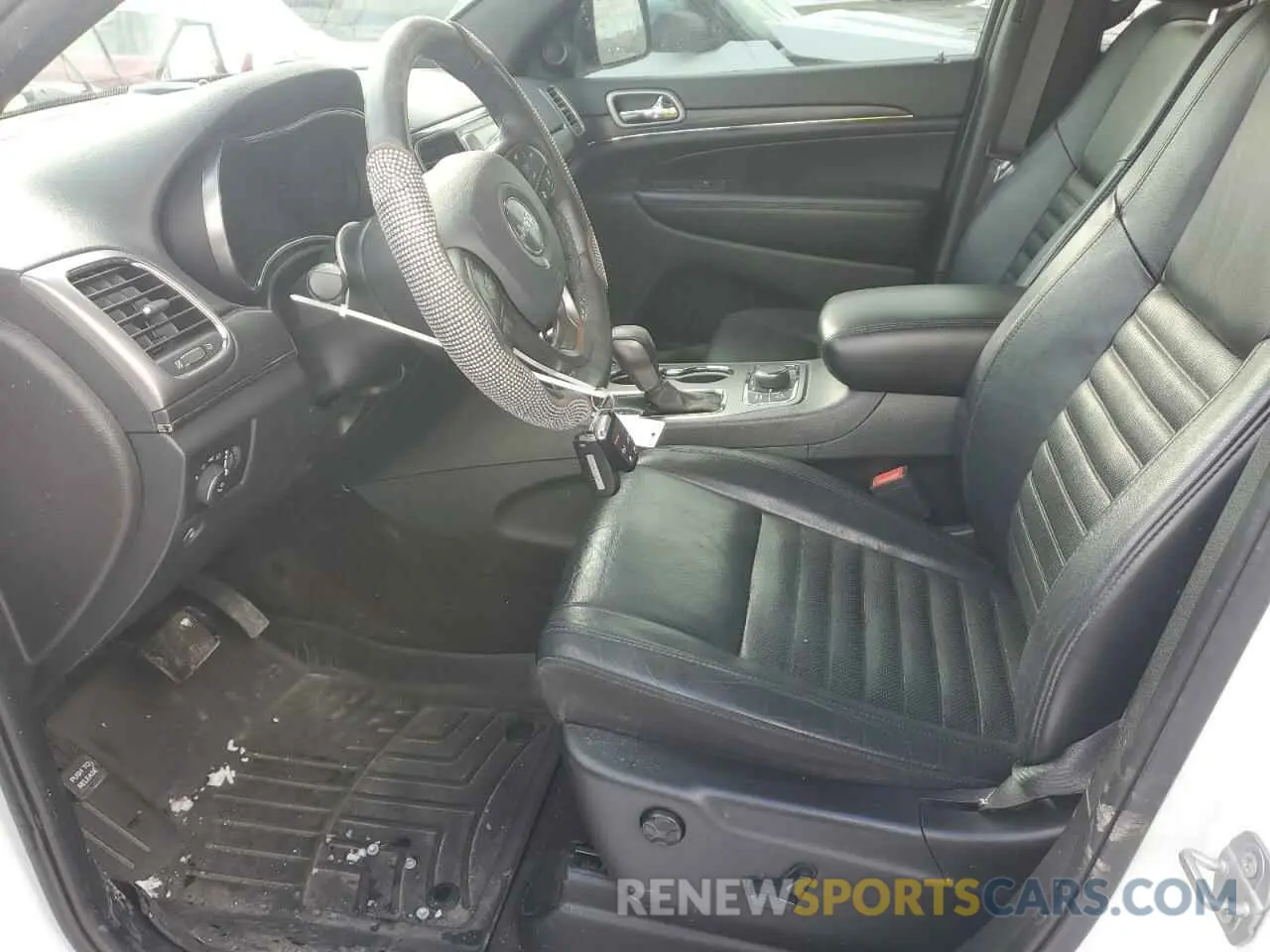 7 Photograph of a damaged car 1C4RJFBG6KC539564 JEEP GRAND CHER 2019