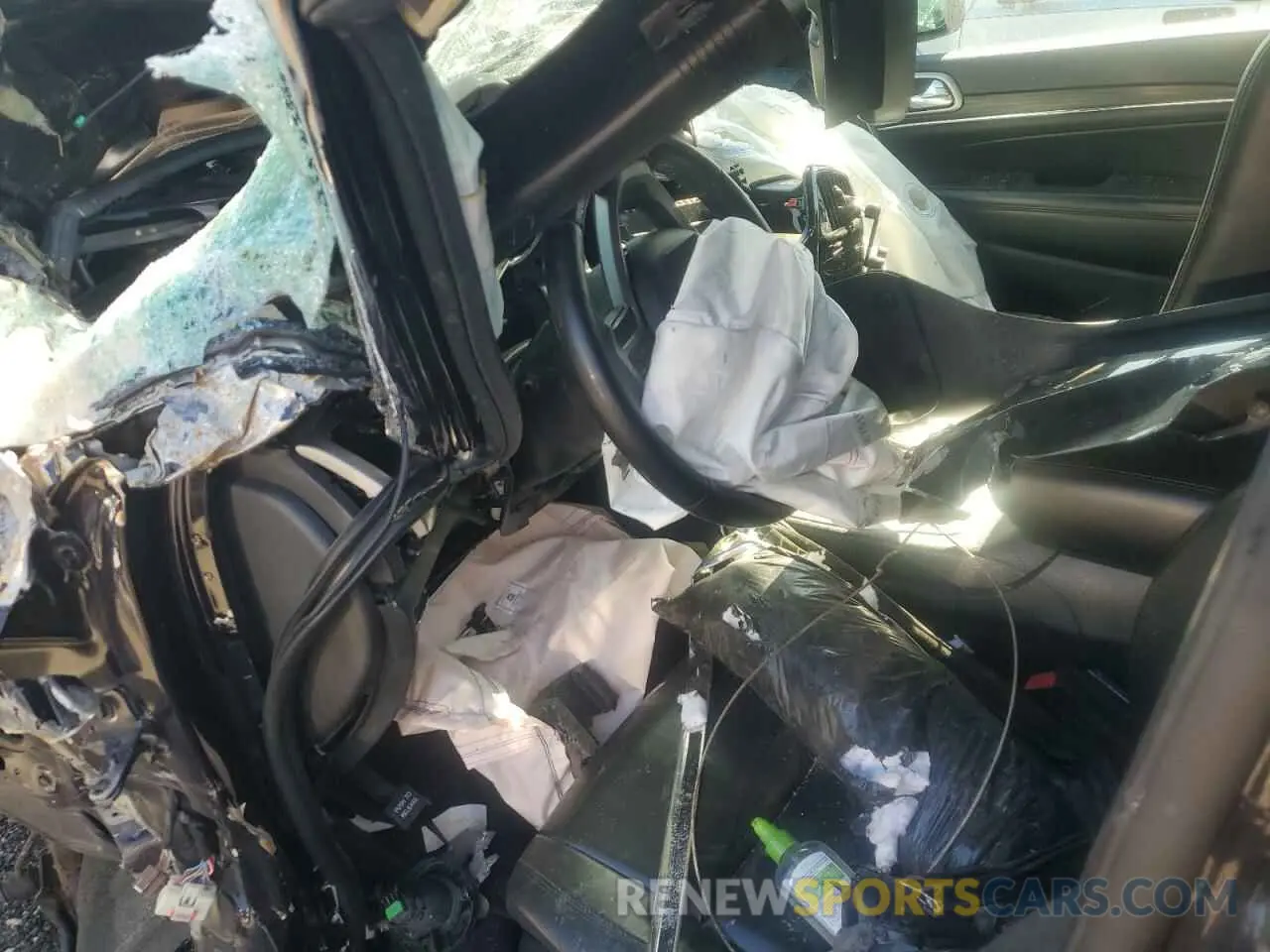 8 Photograph of a damaged car 1C4RJFBG6KC540598 JEEP GRAND CHER 2019