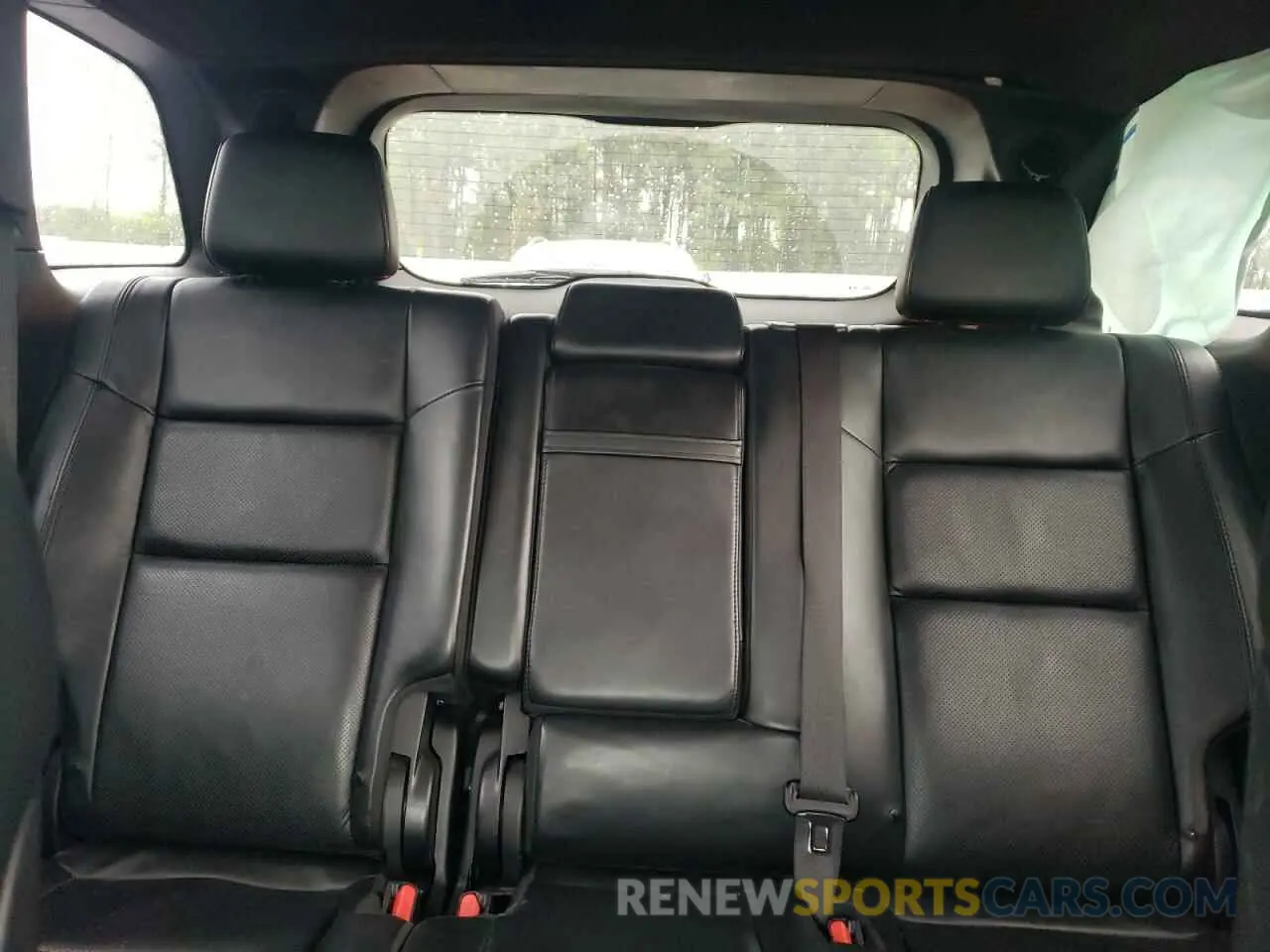 10 Photograph of a damaged car 1C4RJFBG6KC552265 JEEP GRAND CHER 2019