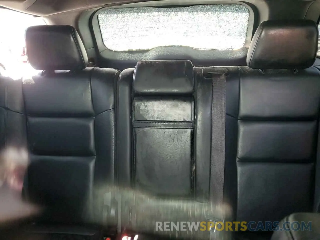10 Photograph of a damaged car 1C4RJFBG6KC693305 JEEP GRAND CHER 2019
