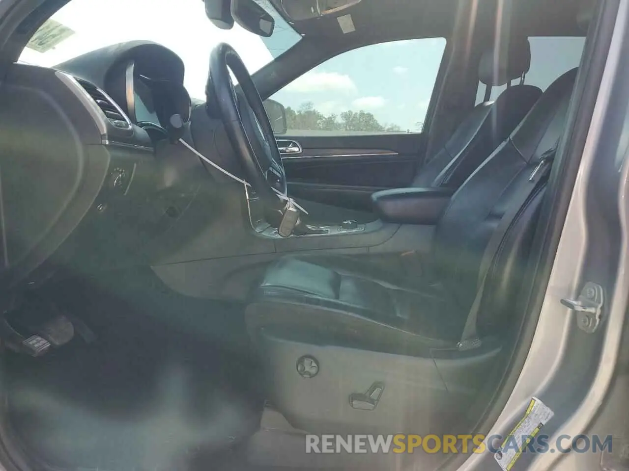 7 Photograph of a damaged car 1C4RJFBG6KC693305 JEEP GRAND CHER 2019