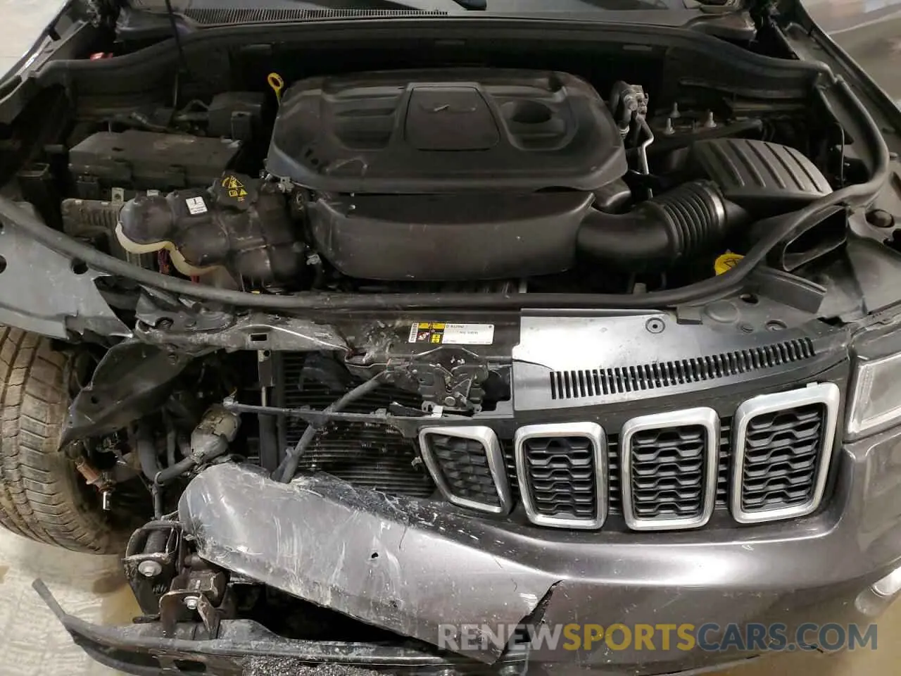 12 Photograph of a damaged car 1C4RJFBG6KC786163 JEEP GRAND CHER 2019