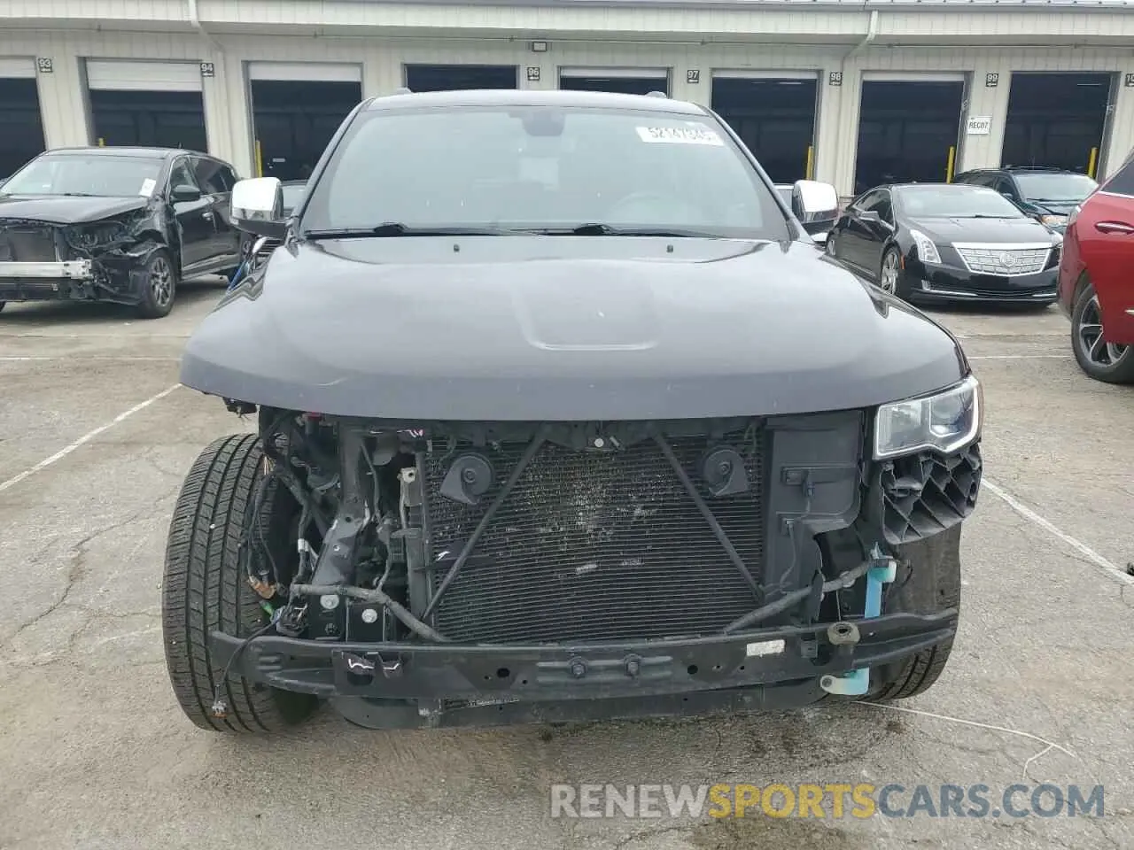5 Photograph of a damaged car 1C4RJFBG8KC568886 JEEP GRAND CHER 2019
