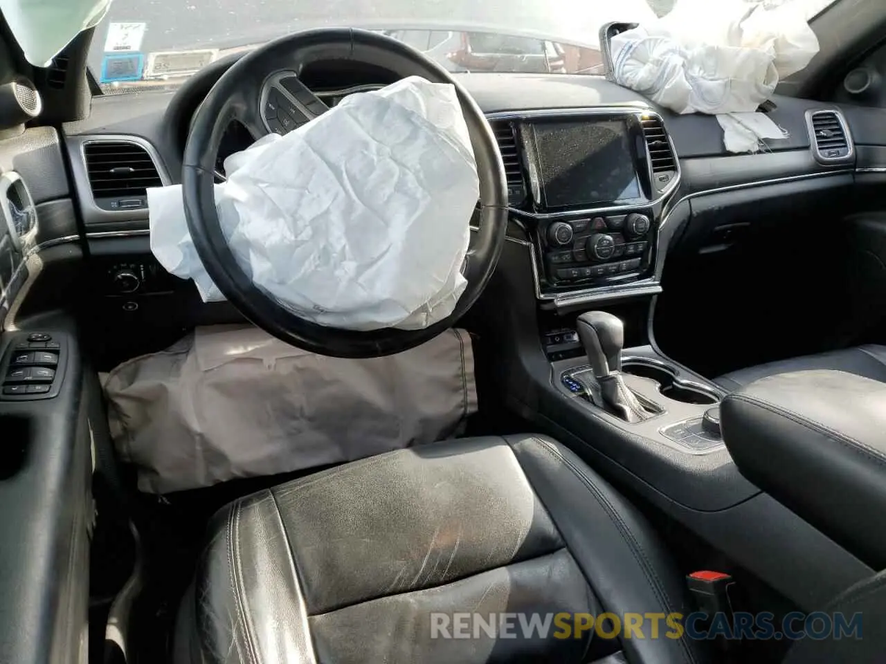 8 Photograph of a damaged car 1C4RJFBG8KC804145 JEEP GRAND CHER 2019