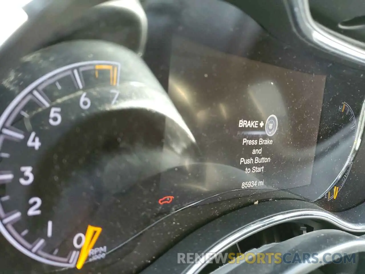 9 Photograph of a damaged car 1C4RJFBG8KC804145 JEEP GRAND CHER 2019