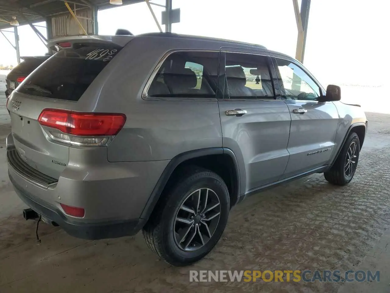 3 Photograph of a damaged car 1C4RJFBG9KC693184 JEEP GRAND CHER 2019