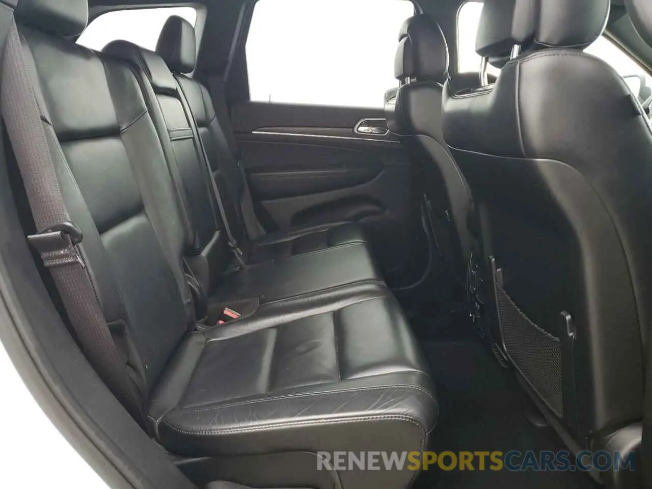 10 Photograph of a damaged car 1C4RJFBG9KC723851 JEEP GRAND CHER 2019