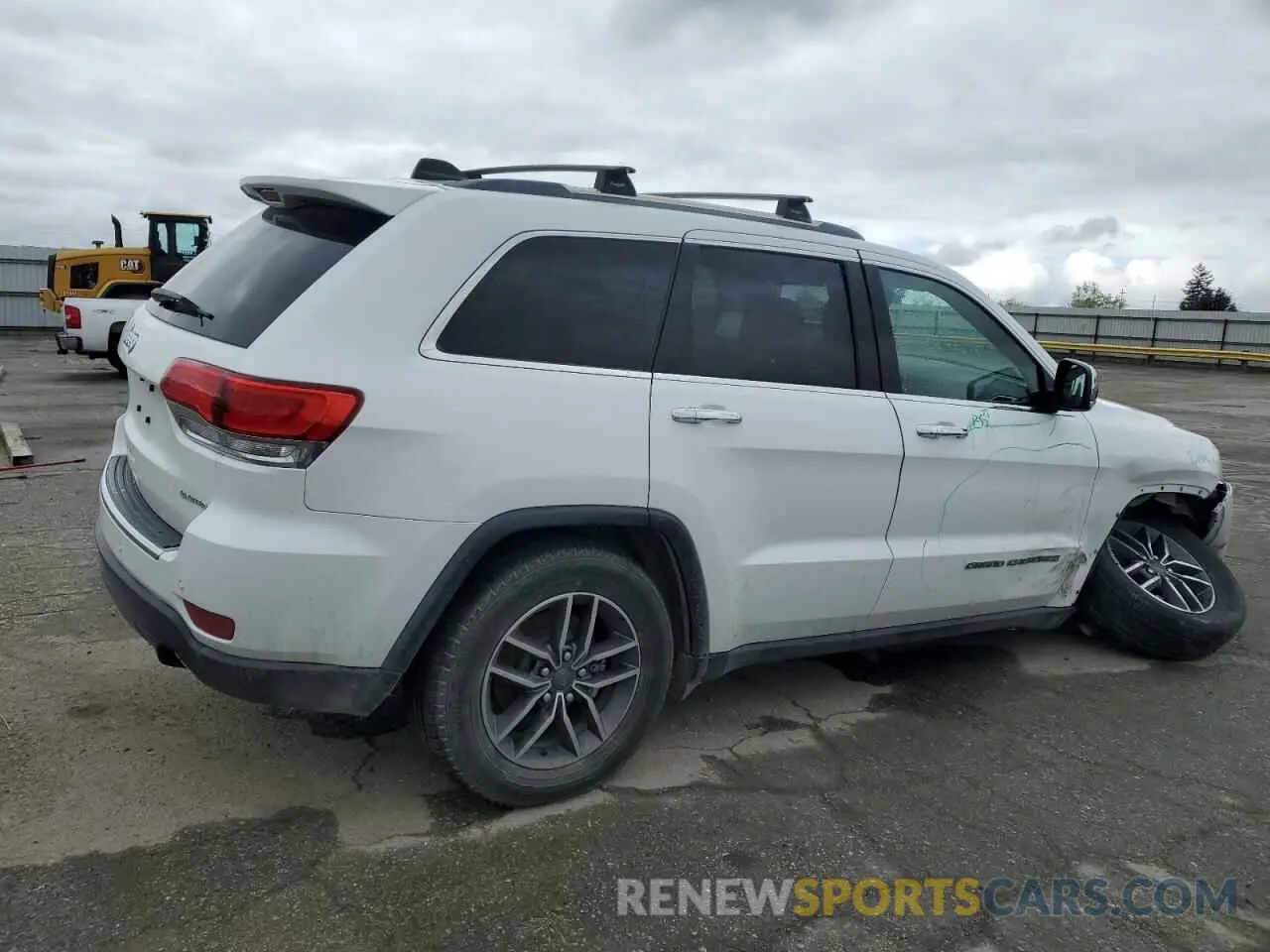 3 Photograph of a damaged car 1C4RJFBG9KC723851 JEEP GRAND CHER 2019