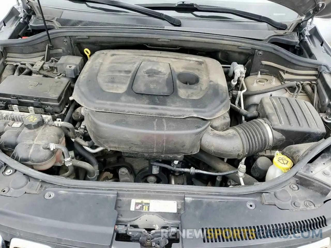 11 Photograph of a damaged car 1C4RJFBG9KC765582 JEEP GRAND CHER 2019