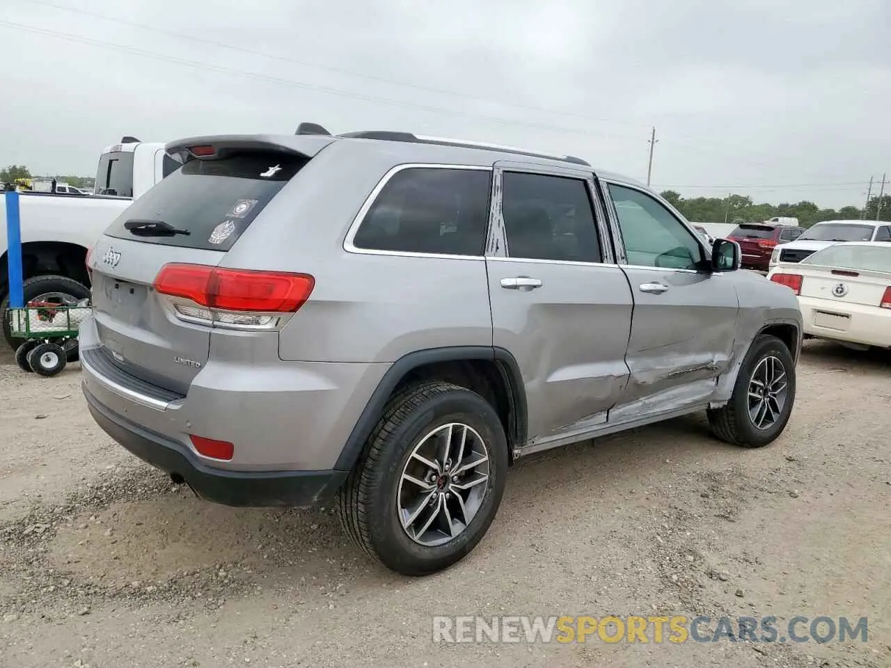 3 Photograph of a damaged car 1C4RJFBG9KC765582 JEEP GRAND CHER 2019