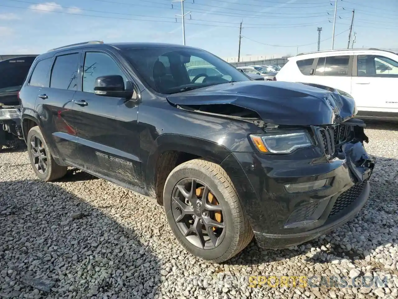 4 Photograph of a damaged car 1C4RJFBGXKC618798 JEEP GRAND CHER 2019