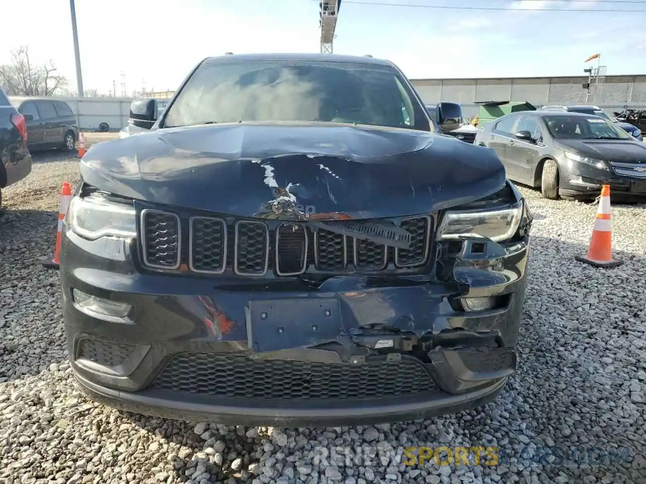 5 Photograph of a damaged car 1C4RJFBGXKC618798 JEEP GRAND CHER 2019