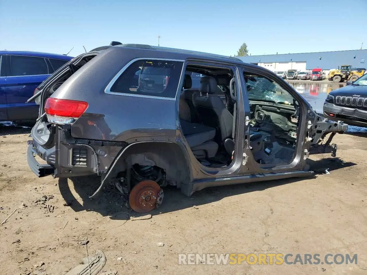 3 Photograph of a damaged car 1C4RJFBGXKC627419 JEEP GRAND CHER 2019
