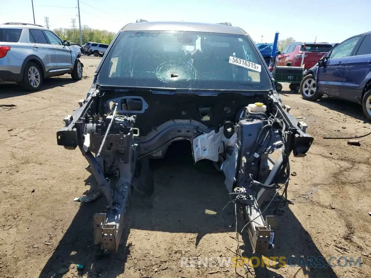 5 Photograph of a damaged car 1C4RJFBGXKC627419 JEEP GRAND CHER 2019
