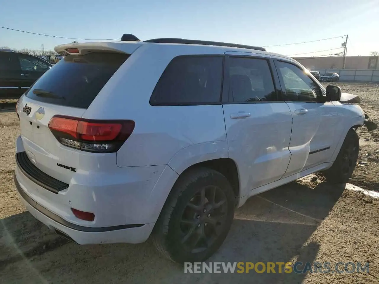3 Photograph of a damaged car 1C4RJFBGXKC628165 JEEP GRAND CHER 2019
