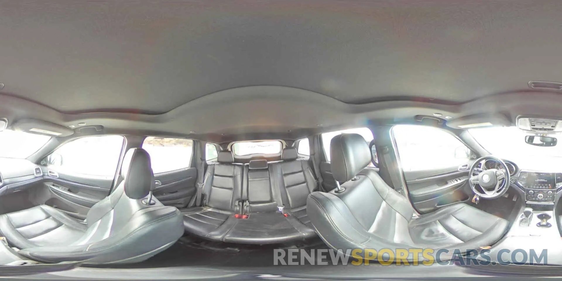 14 Photograph of a damaged car 1C4RJFBGXKC655317 JEEP GRAND CHER 2019