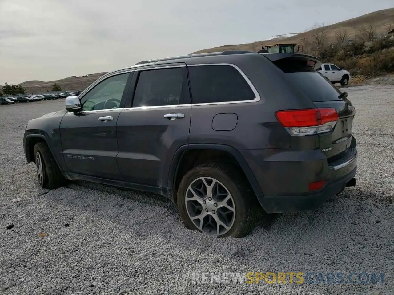 2 Photograph of a damaged car 1C4RJFBGXKC655317 JEEP GRAND CHER 2019