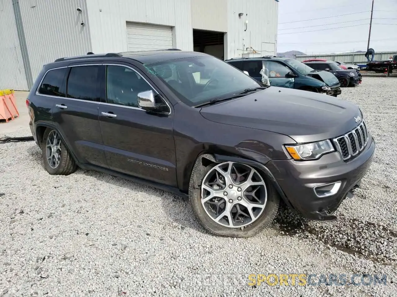 4 Photograph of a damaged car 1C4RJFBGXKC655317 JEEP GRAND CHER 2019
