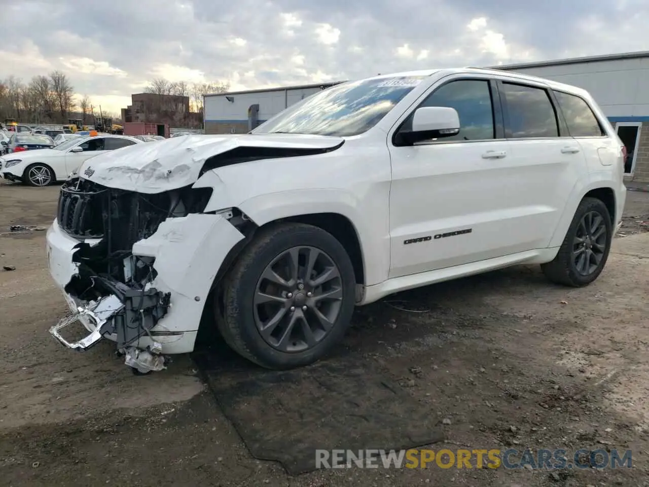 1 Photograph of a damaged car 1C4RJFCG0KC568315 JEEP GRAND CHER 2019