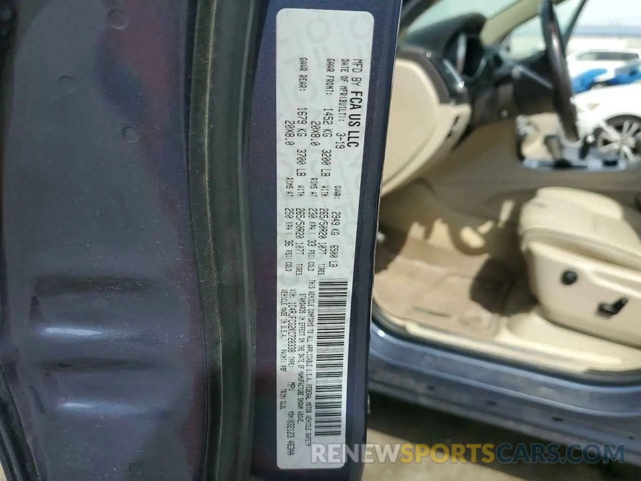 14 Photograph of a damaged car 1C4RJFCG2KC728338 JEEP GRAND CHER 2019