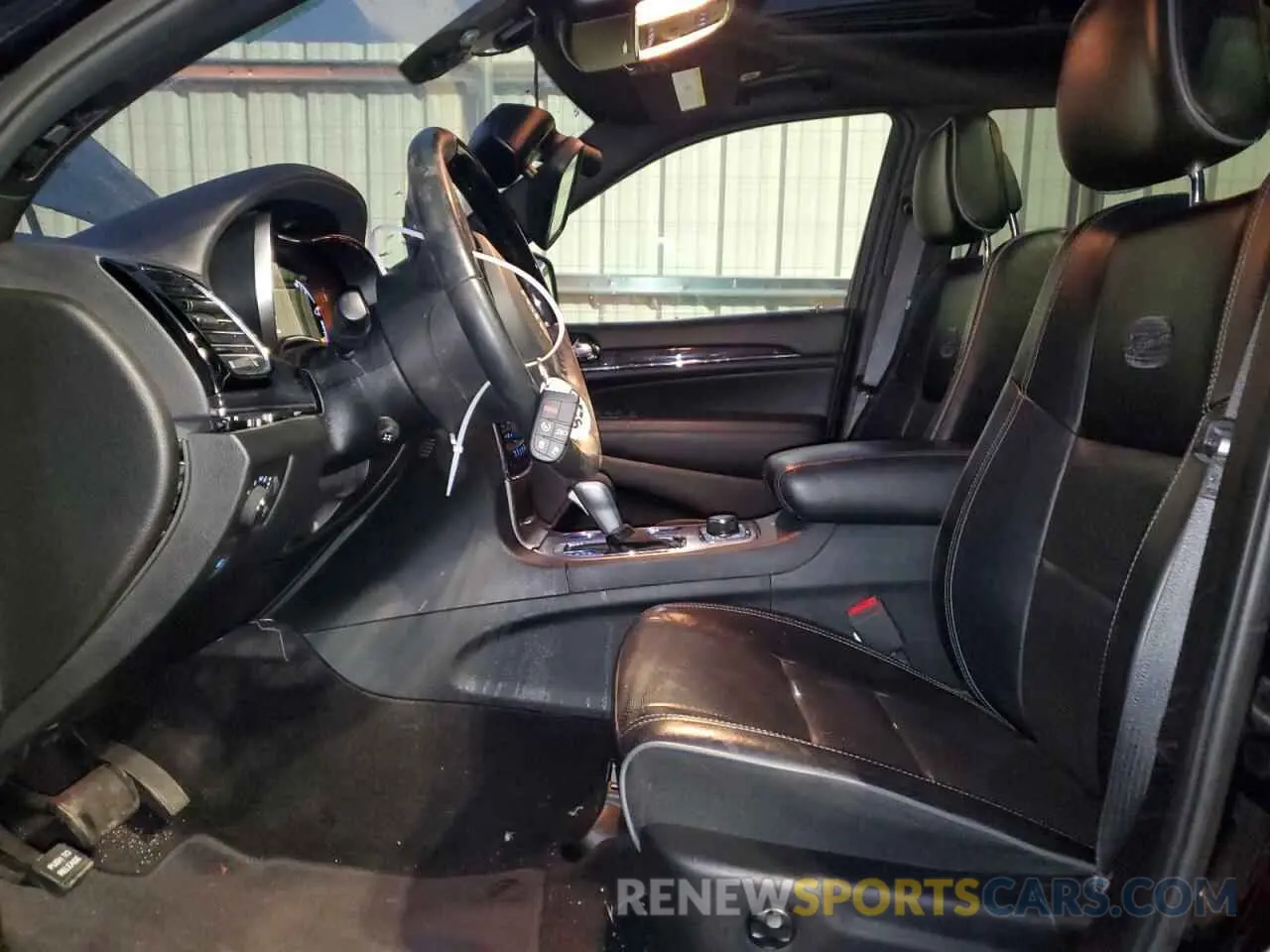 7 Photograph of a damaged car 1C4RJFCG4KC603406 JEEP GRAND CHER 2019
