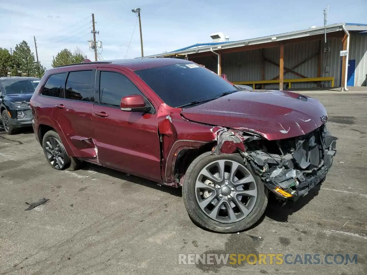 4 Photograph of a damaged car 1C4RJFCG8KC590613 JEEP GRAND CHER 2019