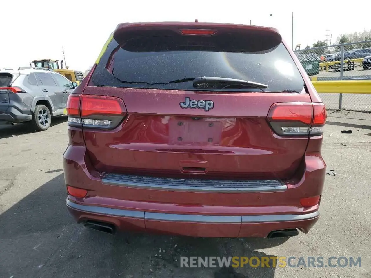 6 Photograph of a damaged car 1C4RJFCG8KC590613 JEEP GRAND CHER 2019