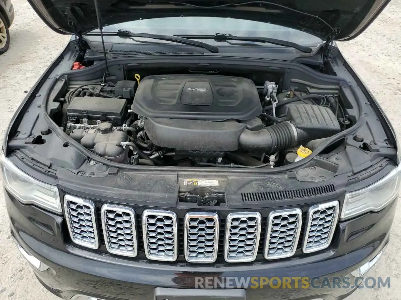 12 Photograph of a damaged car 1C4RJFCG9KC531635 JEEP GRAND CHER 2019