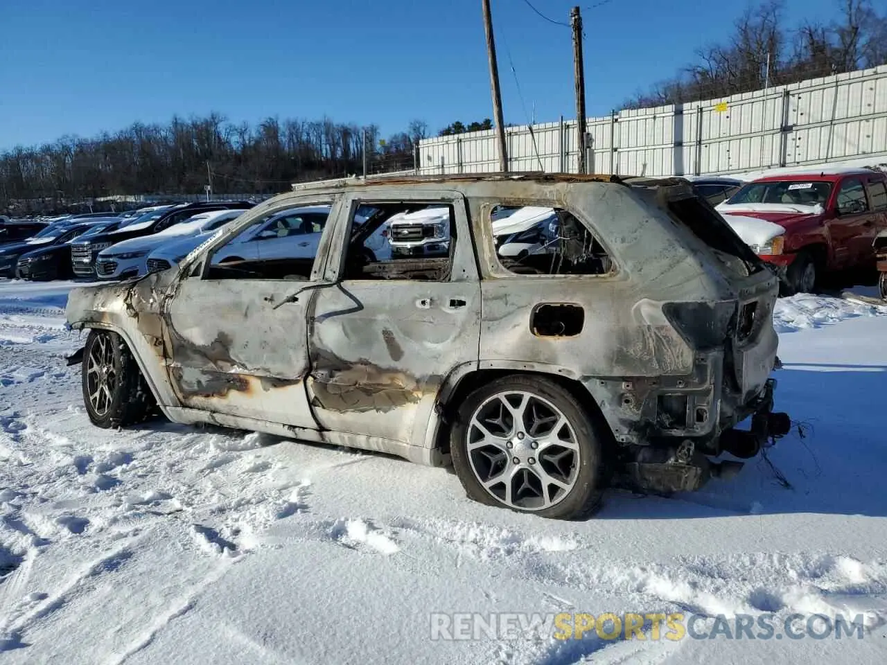 2 Photograph of a damaged car 1C4RJFCT1KC655573 JEEP GRAND CHER 2019