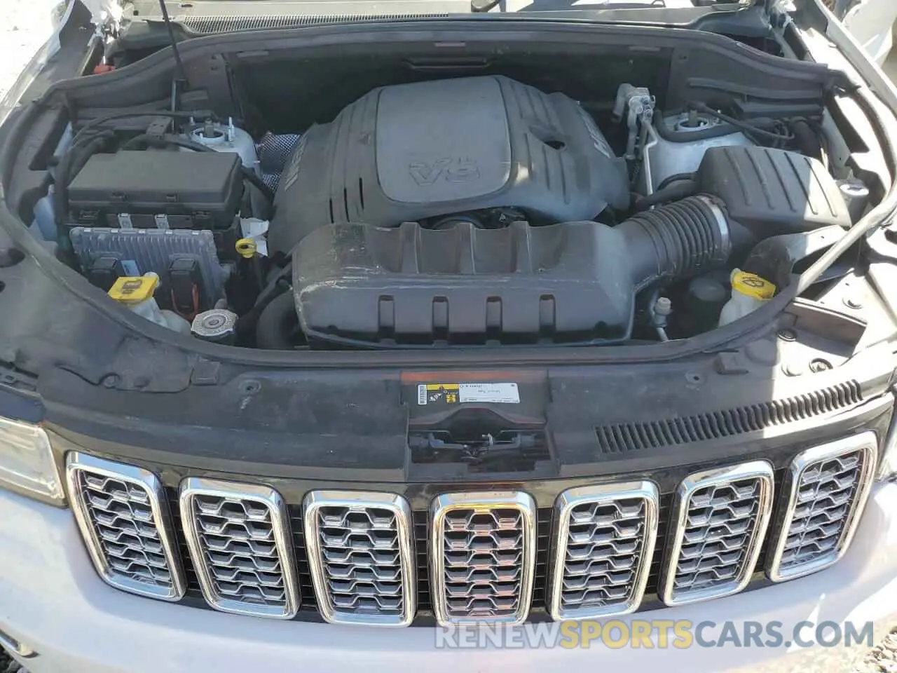 12 Photograph of a damaged car 1C4RJFCT3KC636233 JEEP GRAND CHER 2019