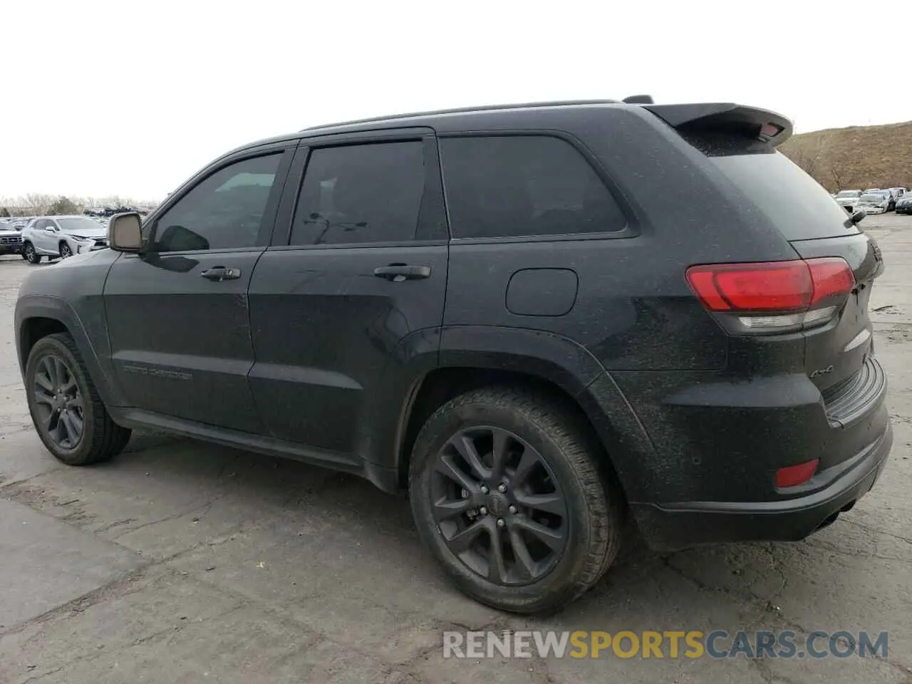 2 Photograph of a damaged car 1C4RJFCTXKC629294 JEEP GRAND CHER 2019