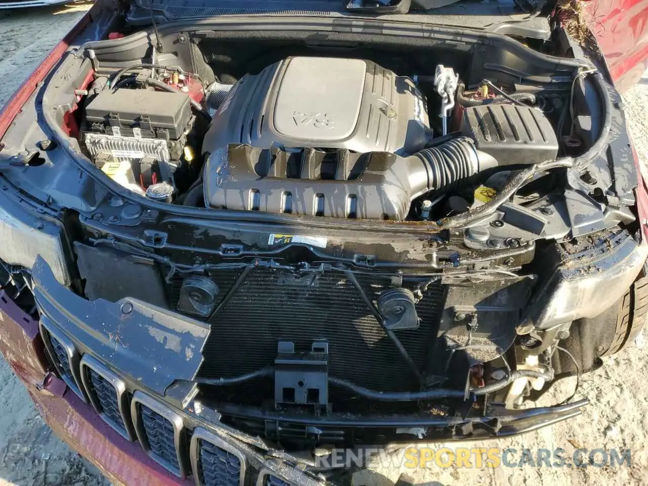 12 Photograph of a damaged car 1C4RJFCTXKC785349 JEEP GRAND CHER 2019