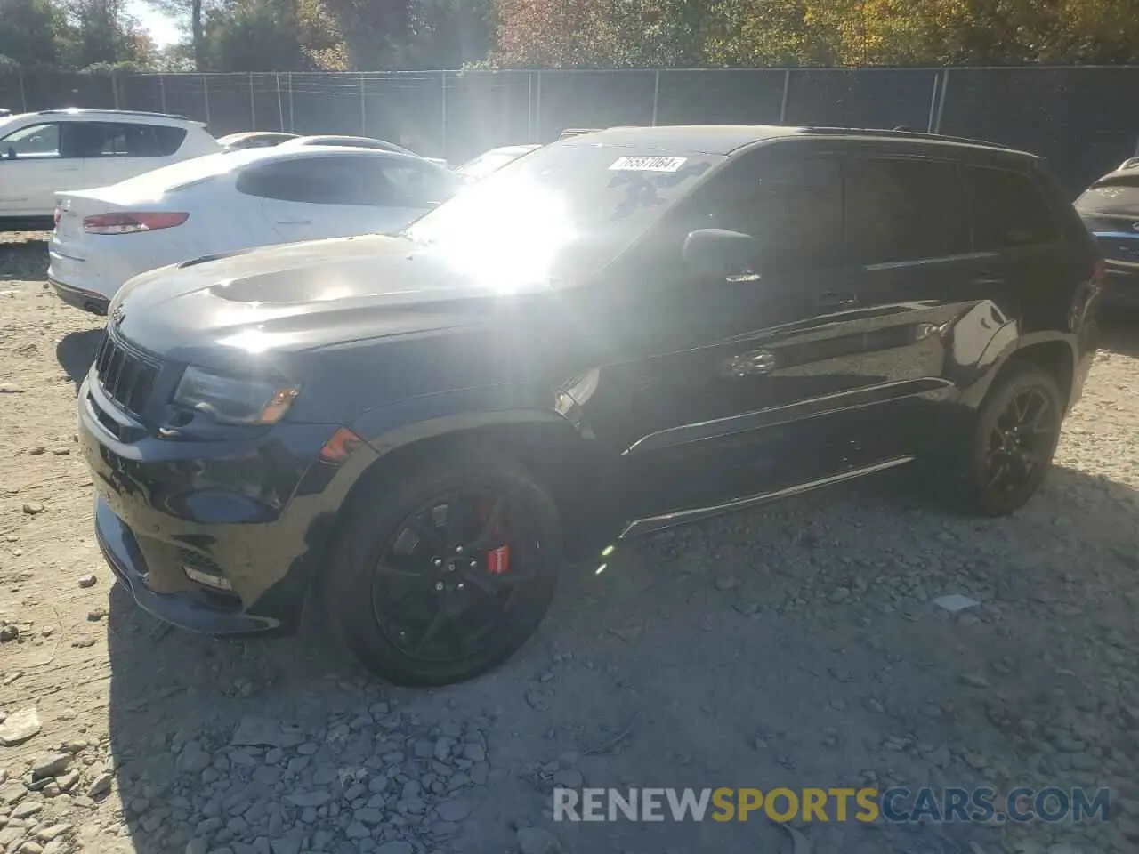 1 Photograph of a damaged car 1C4RJFDJ1KC750759 JEEP GRAND CHER 2019