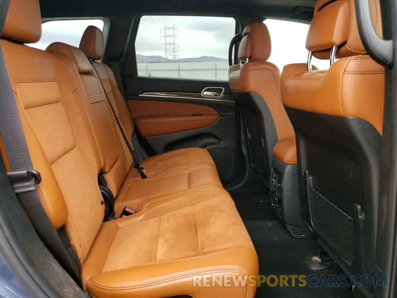 11 Photograph of a damaged car 1C4RJFDJ4KC797767 JEEP GRAND CHER 2019