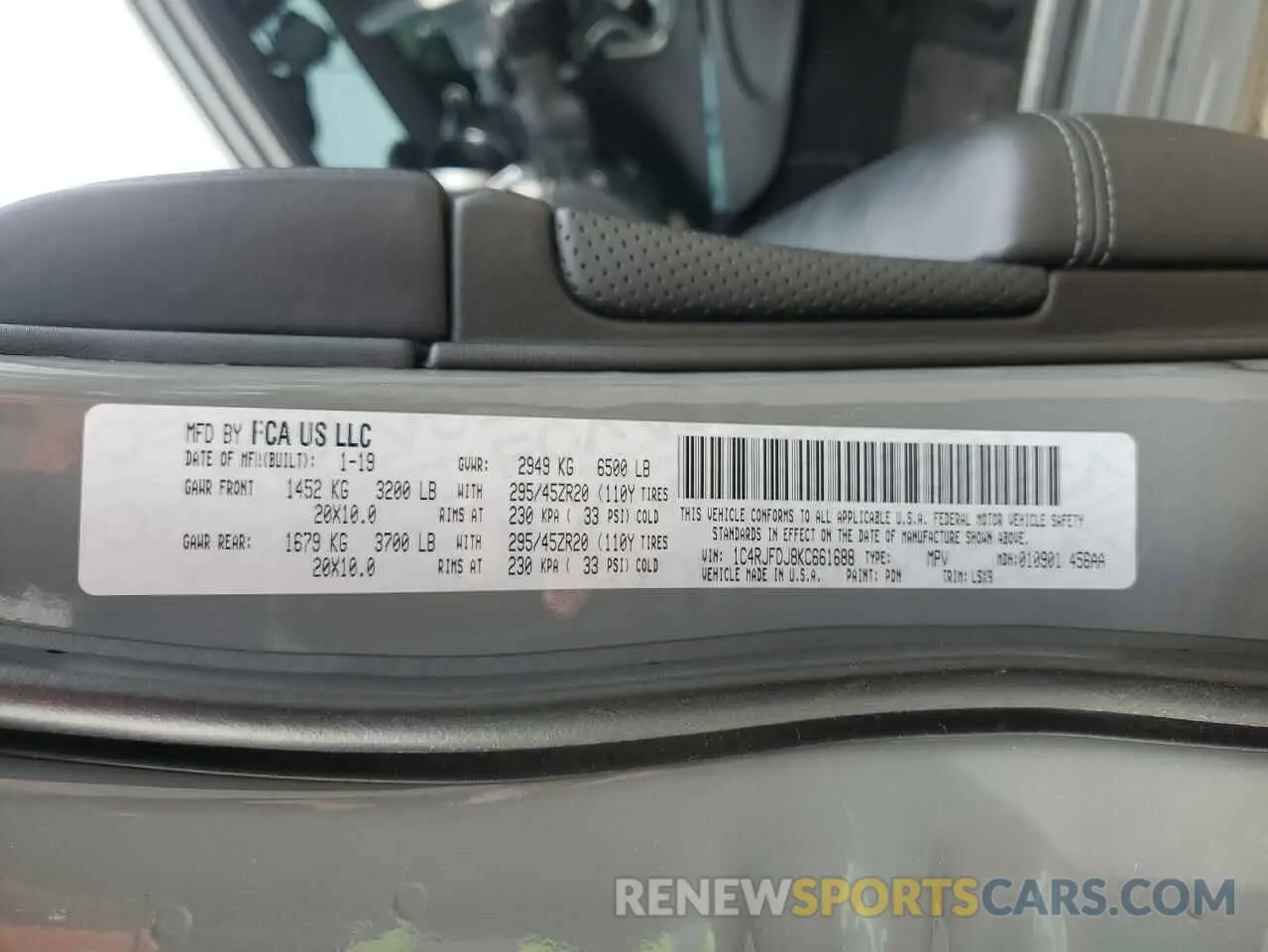 12 Photograph of a damaged car 1C4RJFDJ8KC661688 JEEP GRAND CHER 2019