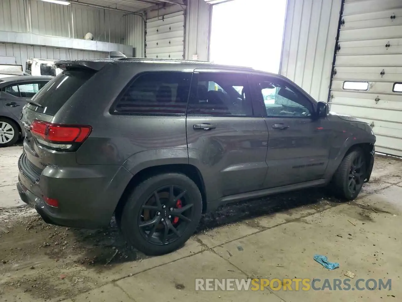 3 Photograph of a damaged car 1C4RJFDJXKC564847 JEEP GRAND CHER 2019