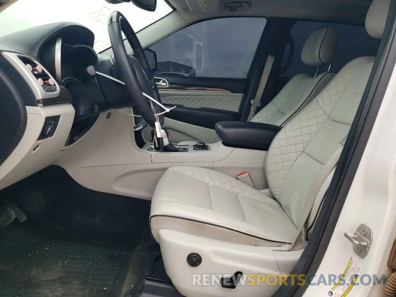 7 Photograph of a damaged car 1C4RJFJG0KC830241 JEEP GRAND CHER 2019