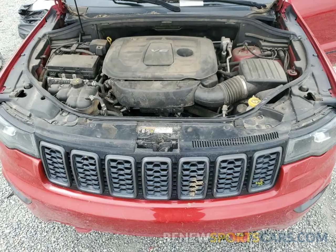 14 Photograph of a damaged car 1C4RJFLG1KC638601 JEEP GRAND CHER 2019