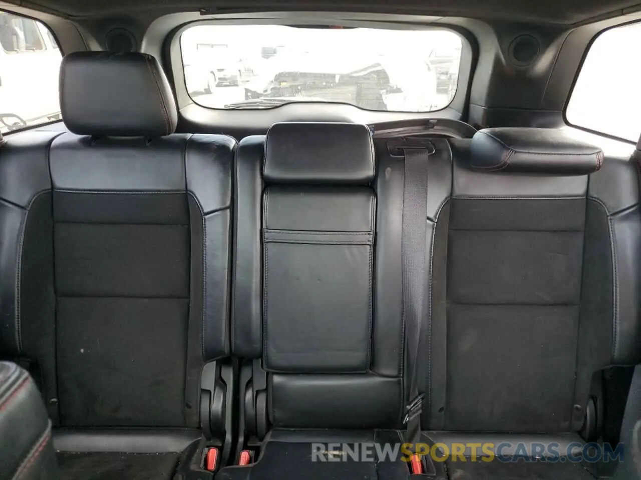 10 Photograph of a damaged car 1C4RJFLG5KC692712 JEEP GRAND CHER 2019