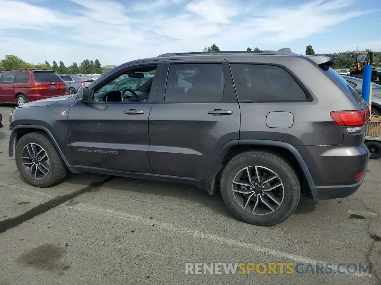 2 Photograph of a damaged car 1C4RJFLG5KC692712 JEEP GRAND CHER 2019