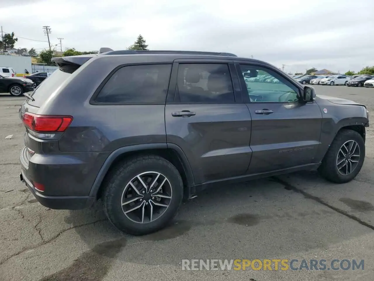 3 Photograph of a damaged car 1C4RJFLG5KC692712 JEEP GRAND CHER 2019
