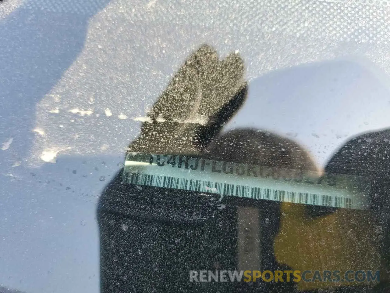 16 Photograph of a damaged car 1C4RJFLG6KC838275 JEEP GRAND CHER 2019