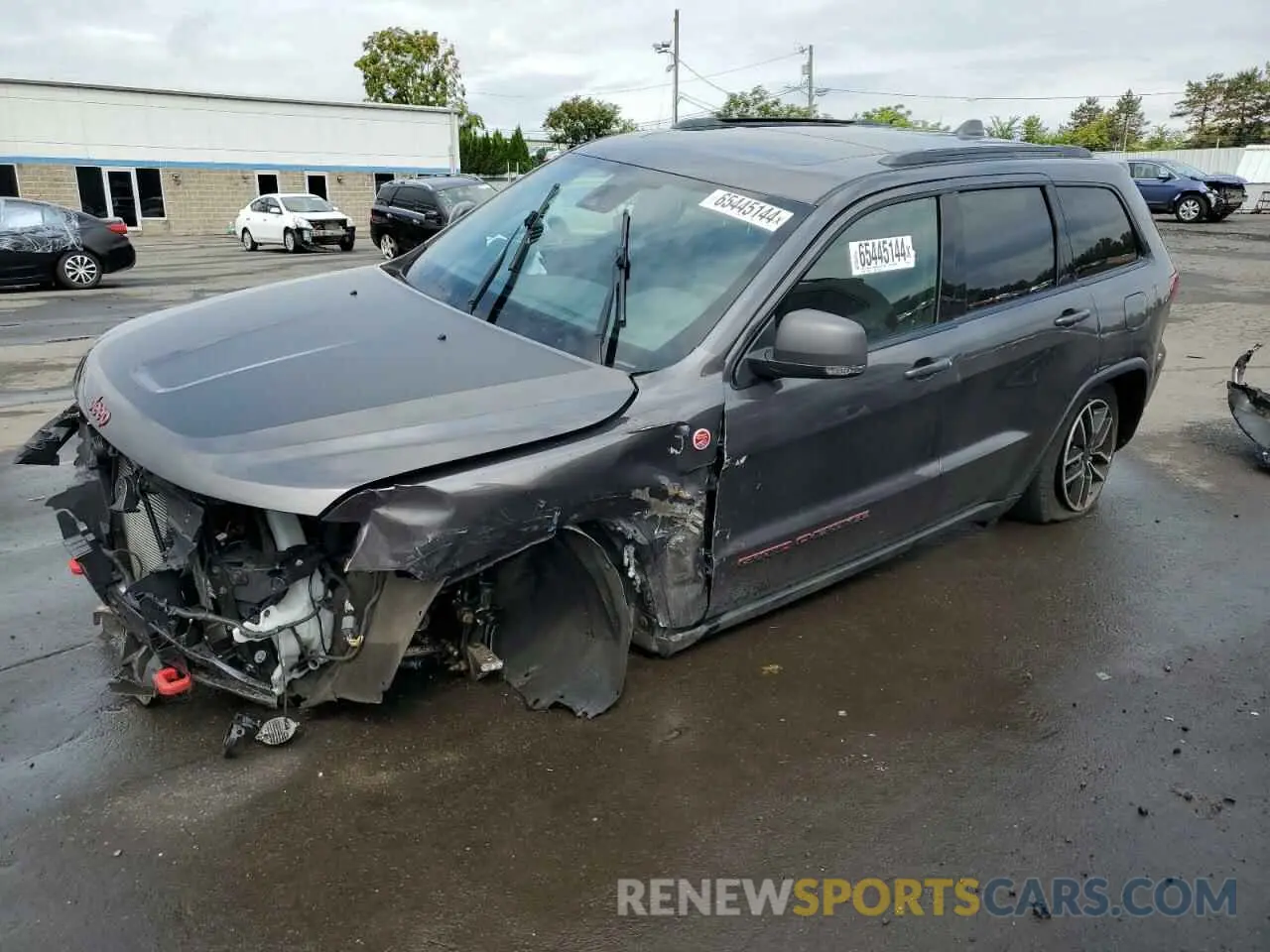1 Photograph of a damaged car 1C4RJFLG9KC553926 JEEP GRAND CHER 2019