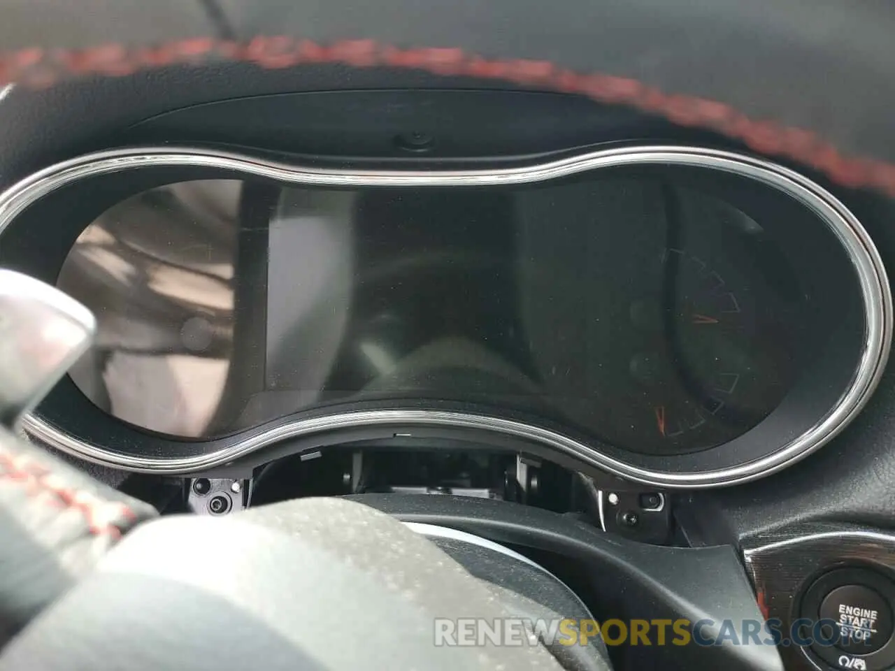 9 Photograph of a damaged car 1C4RJFLG9KC553926 JEEP GRAND CHER 2019