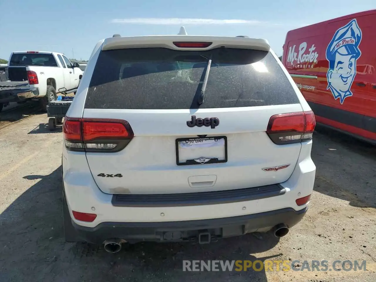 6 Photograph of a damaged car 1C4RJFLT5KC625573 JEEP GRAND CHER 2019