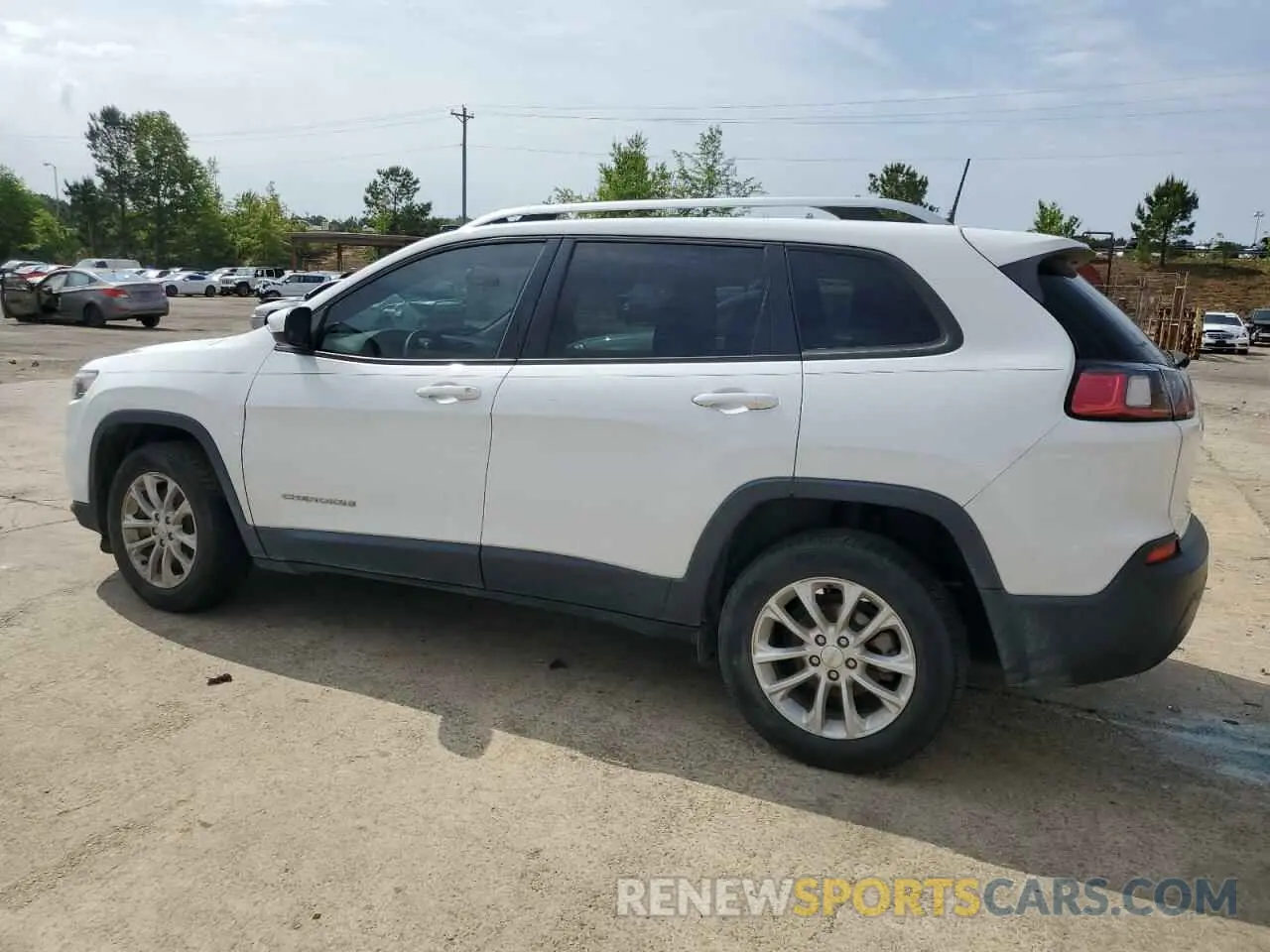 2 Photograph of a damaged car 1C4PJLCB2LD606648 JEEP GRAND CHER 2020