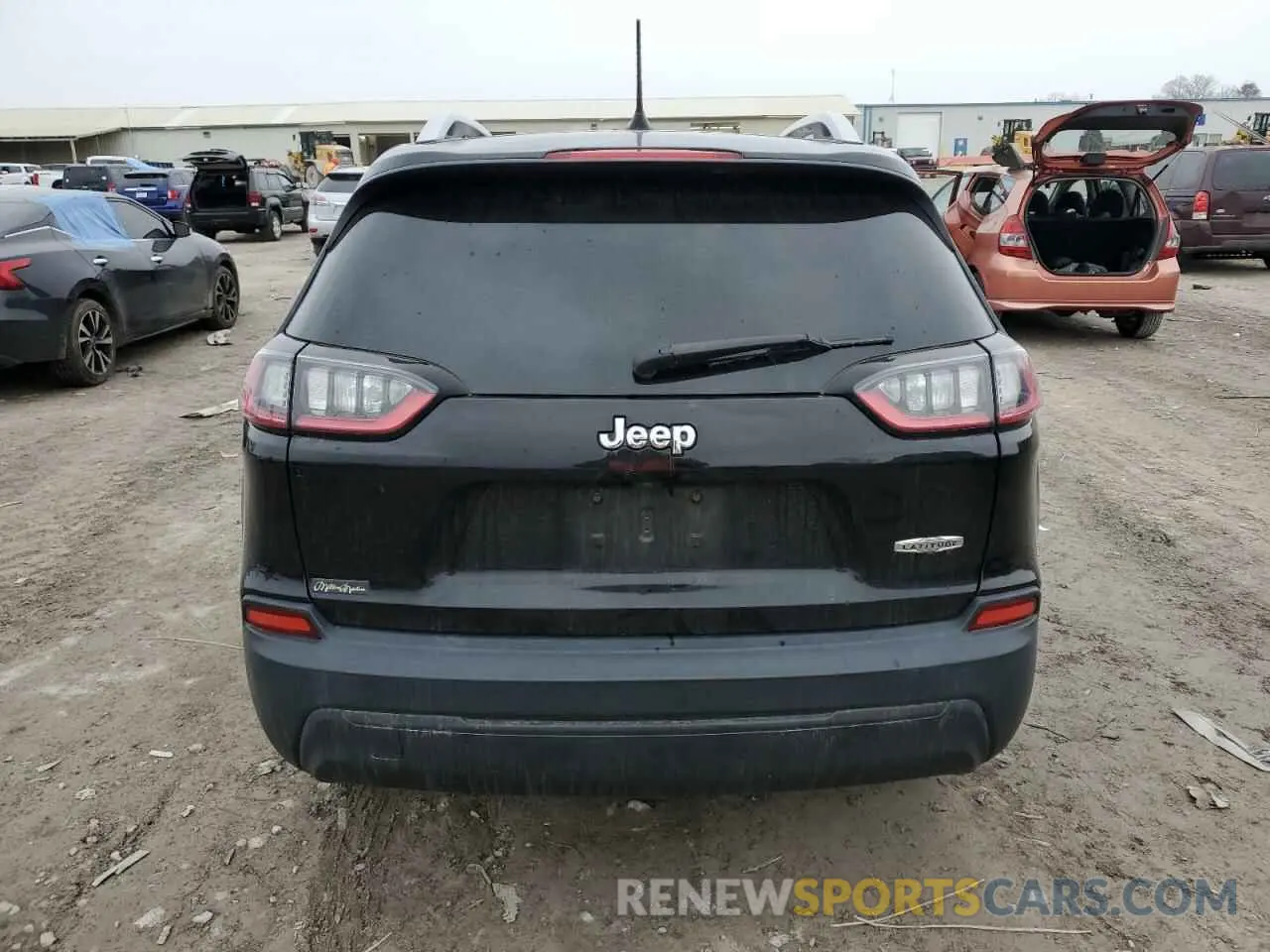 6 Photograph of a damaged car 1C4PJLCB7LD581651 JEEP GRAND CHER 2020