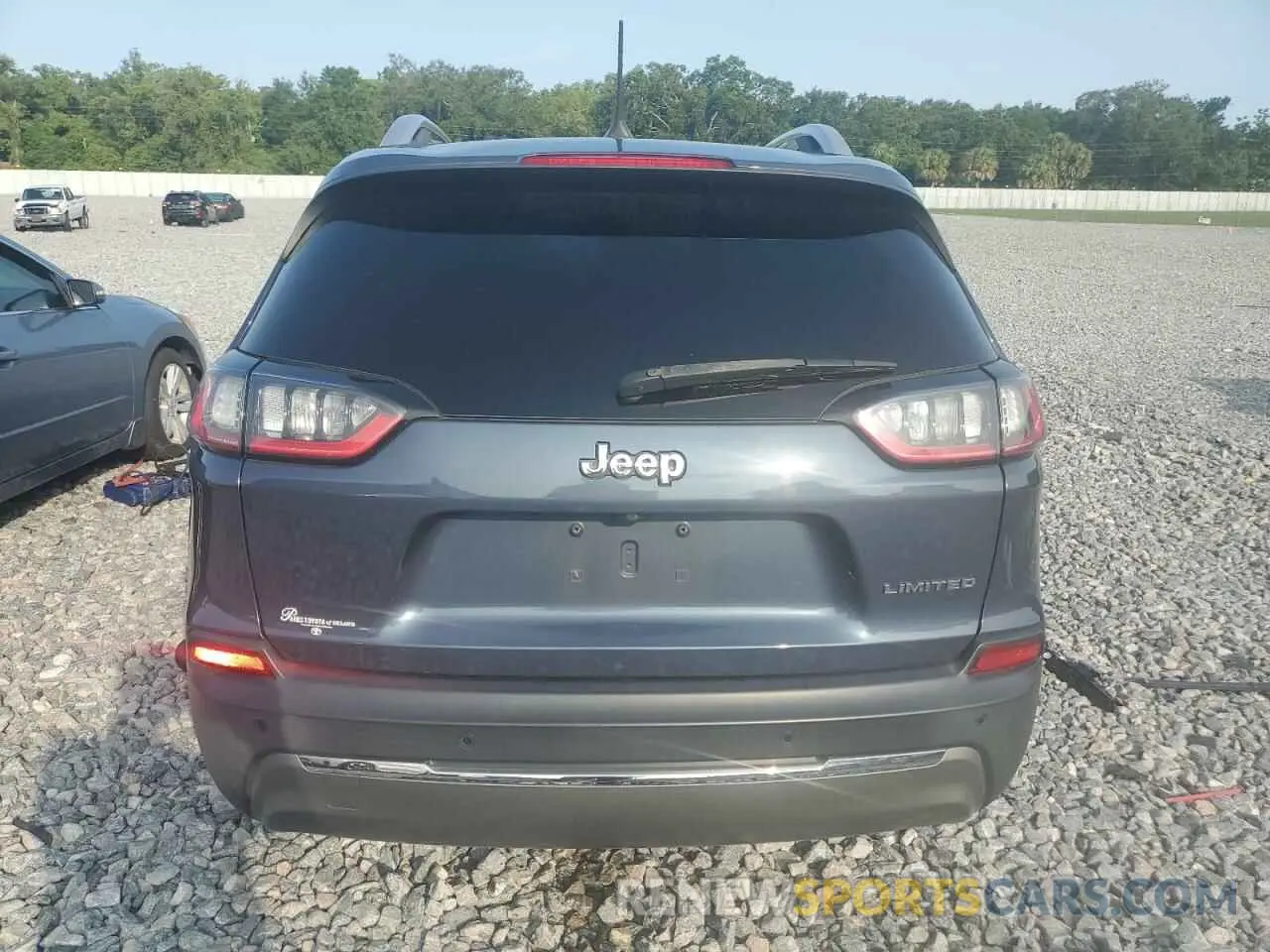 6 Photograph of a damaged car 1C4PJLDB0LD577357 JEEP GRAND CHER 2020