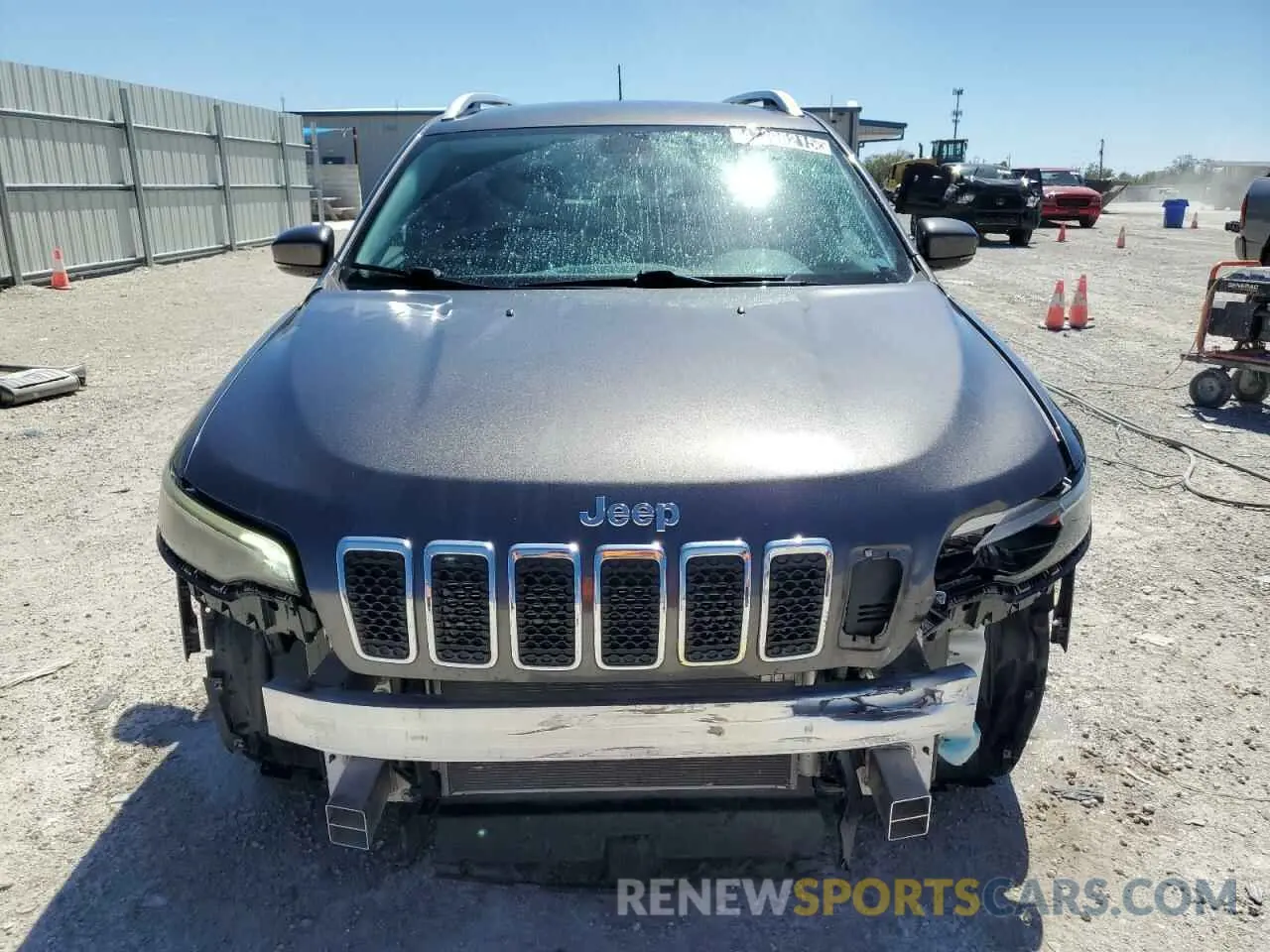 5 Photograph of a damaged car 1C4PJLDB1LD504840 JEEP GRAND CHER 2020
